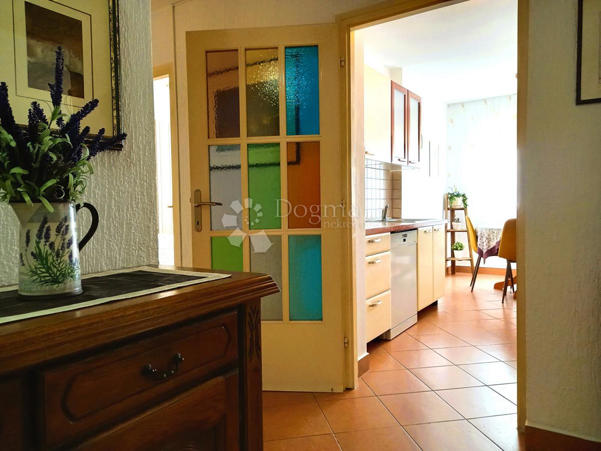 Podmurvice, stanovanje, 68,37 m2, pogled na morje