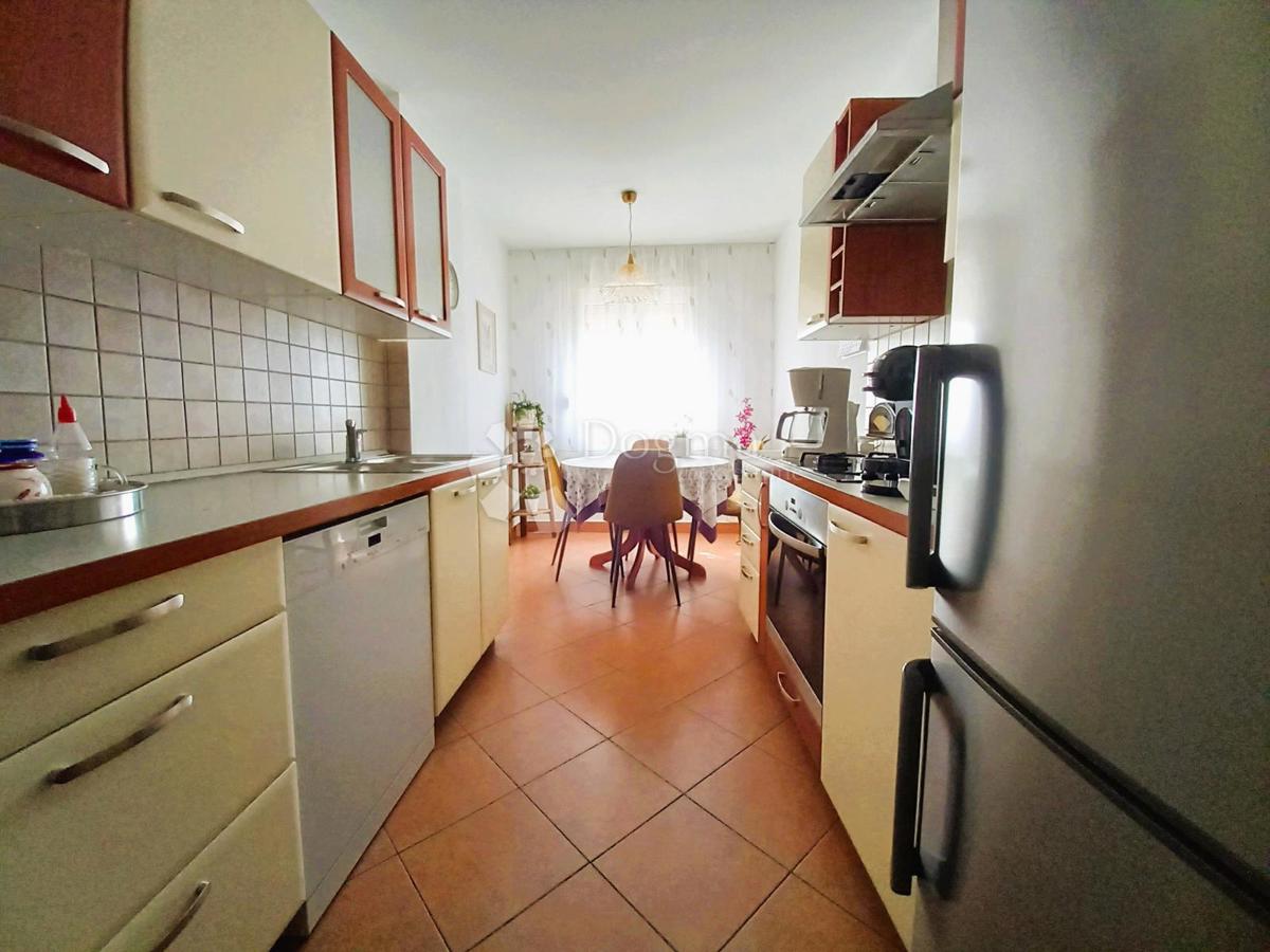 Podmurvice, stanovanje, 68,37 m2, pogled na morje