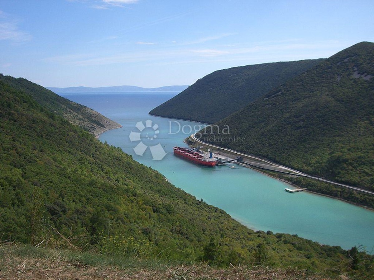 Zemljišče Plomin Luka, Kršan, 11.255m2