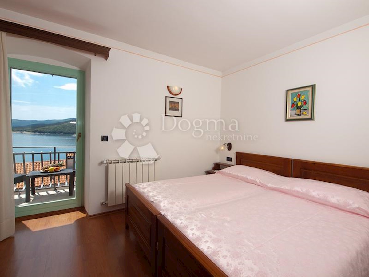 Poslovni prostor Rabac, Labin, 565m2