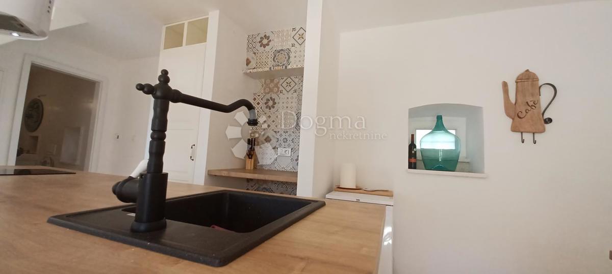 Hiša Rasopasno, Dobrinj, 145m2