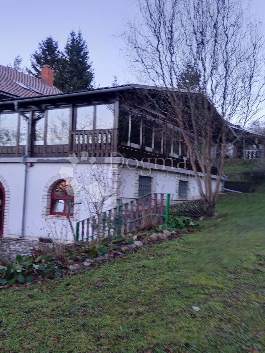 Poslovni prostor Ivanec, 395m2