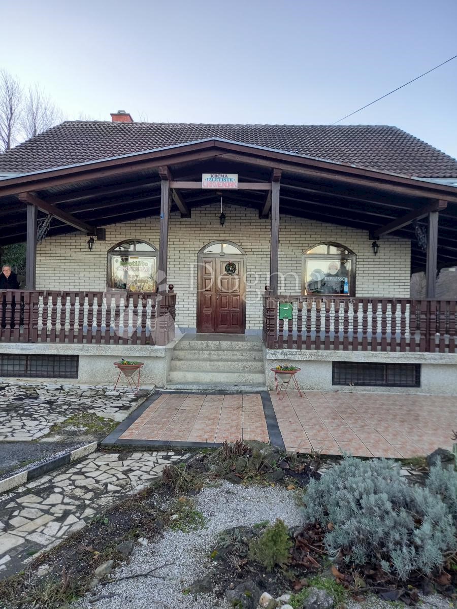 Poslovni prostor Ivanec, 395m2