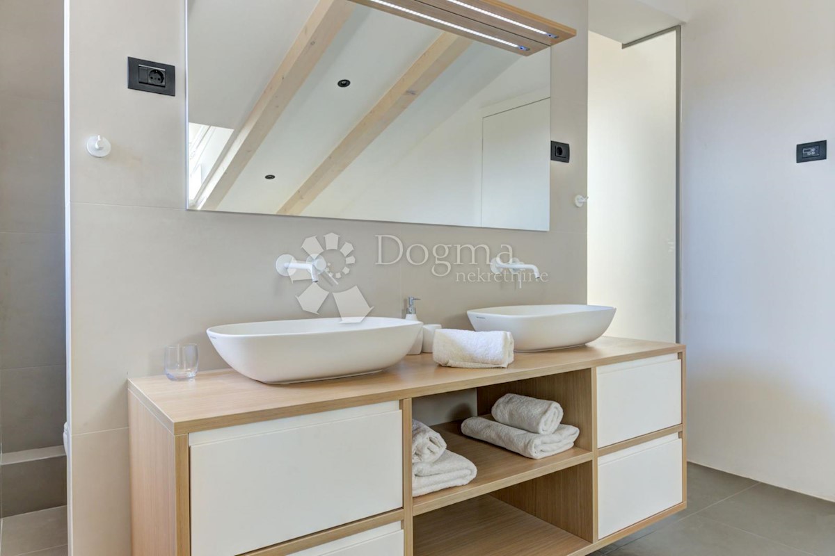 Apartma Preluk, Rijeka, 69m2
