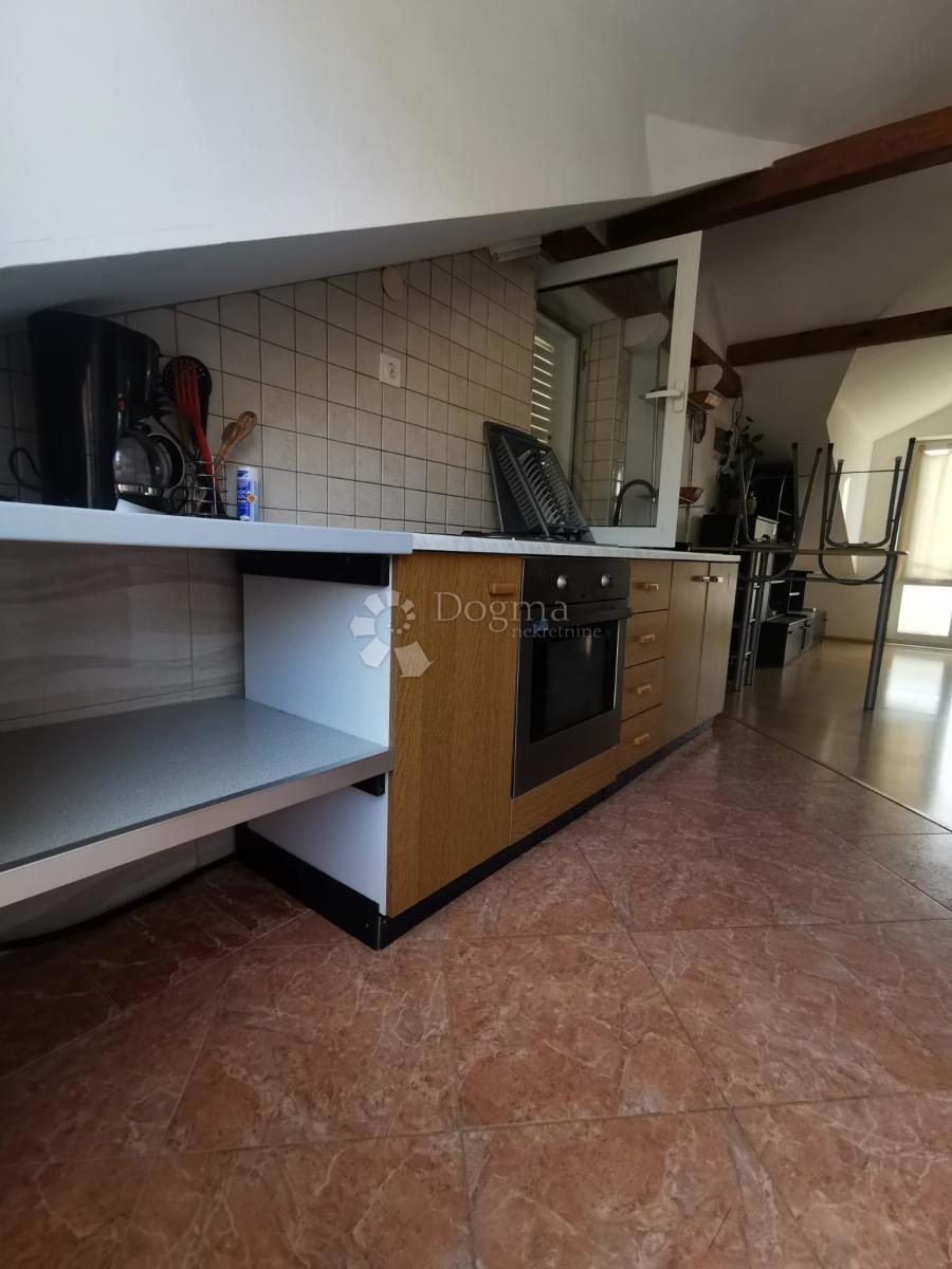 Hiša Korčula, 360m2