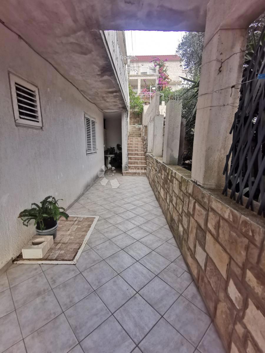 Hiša Korčula, 360m2
