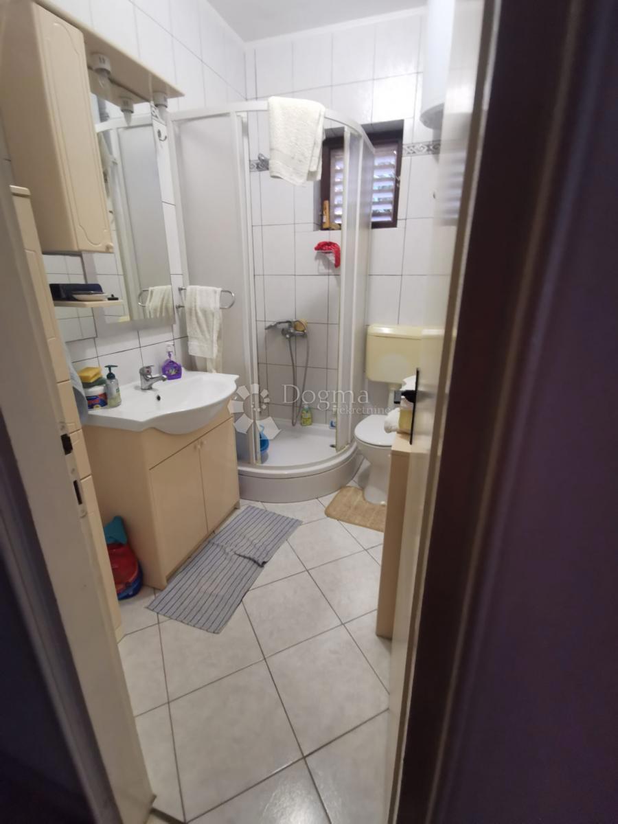 Hiša Korčula, 360m2