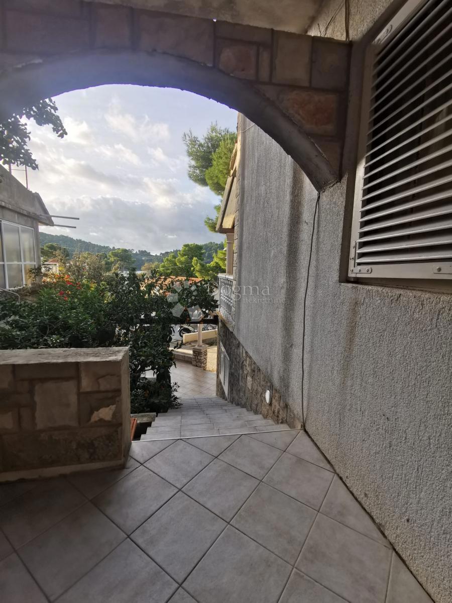 Hiša Korčula, 360m2
