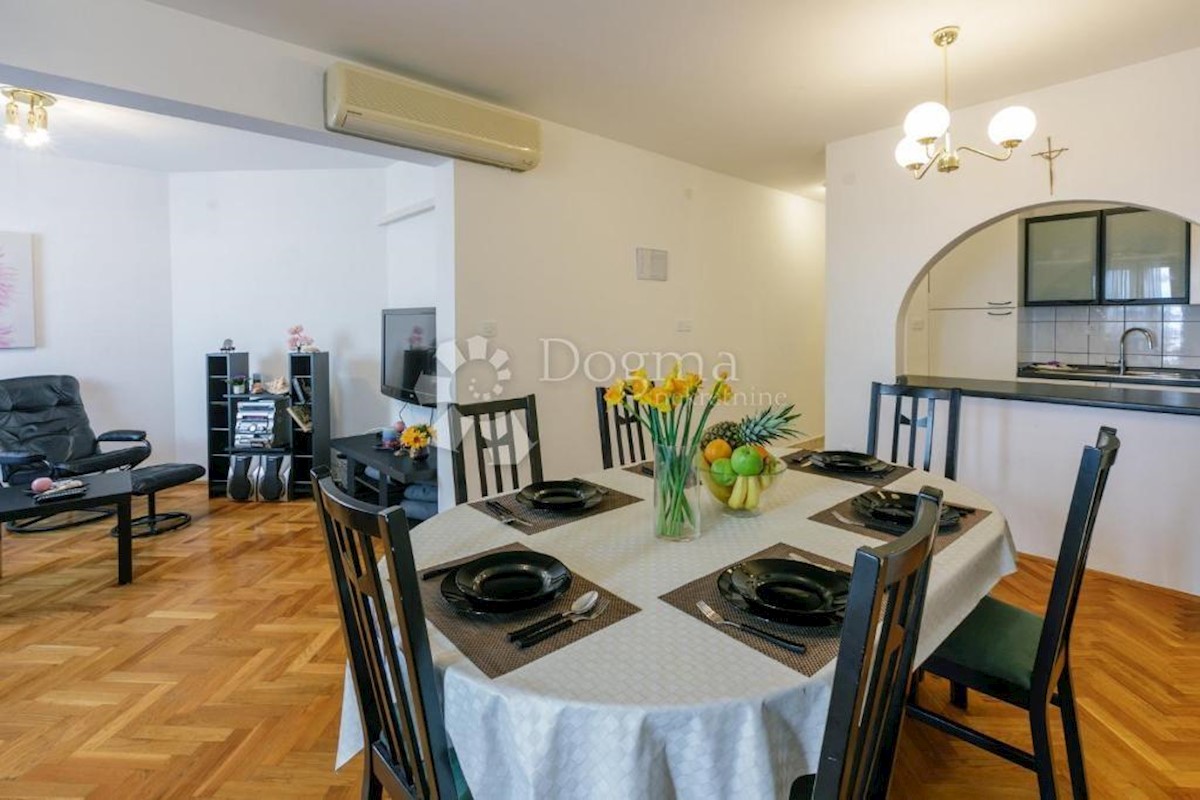 Apartma Crikvenica, 80m2