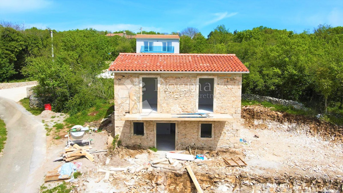 Hiša Labin, 180m2