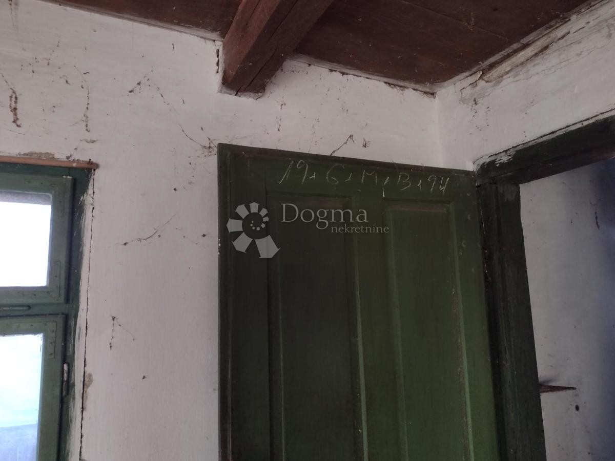 Hiša Vinski Vrh, Netretić, 9000m2