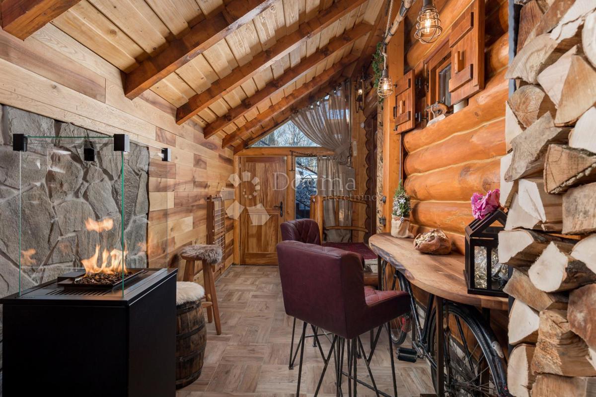 Hiša Kupjak, Ravna Gora, 200m2