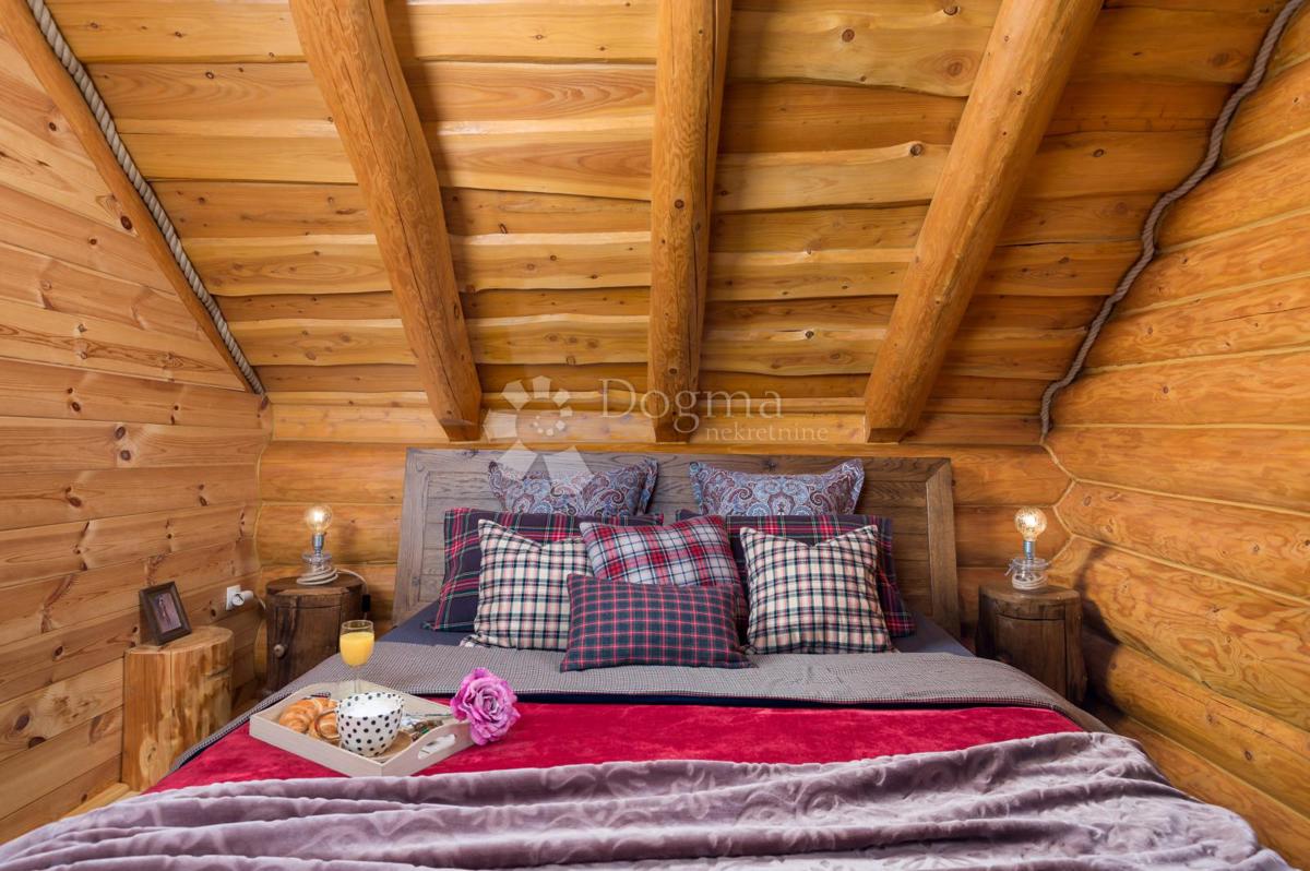 Hiša Kupjak, Ravna Gora, 200m2