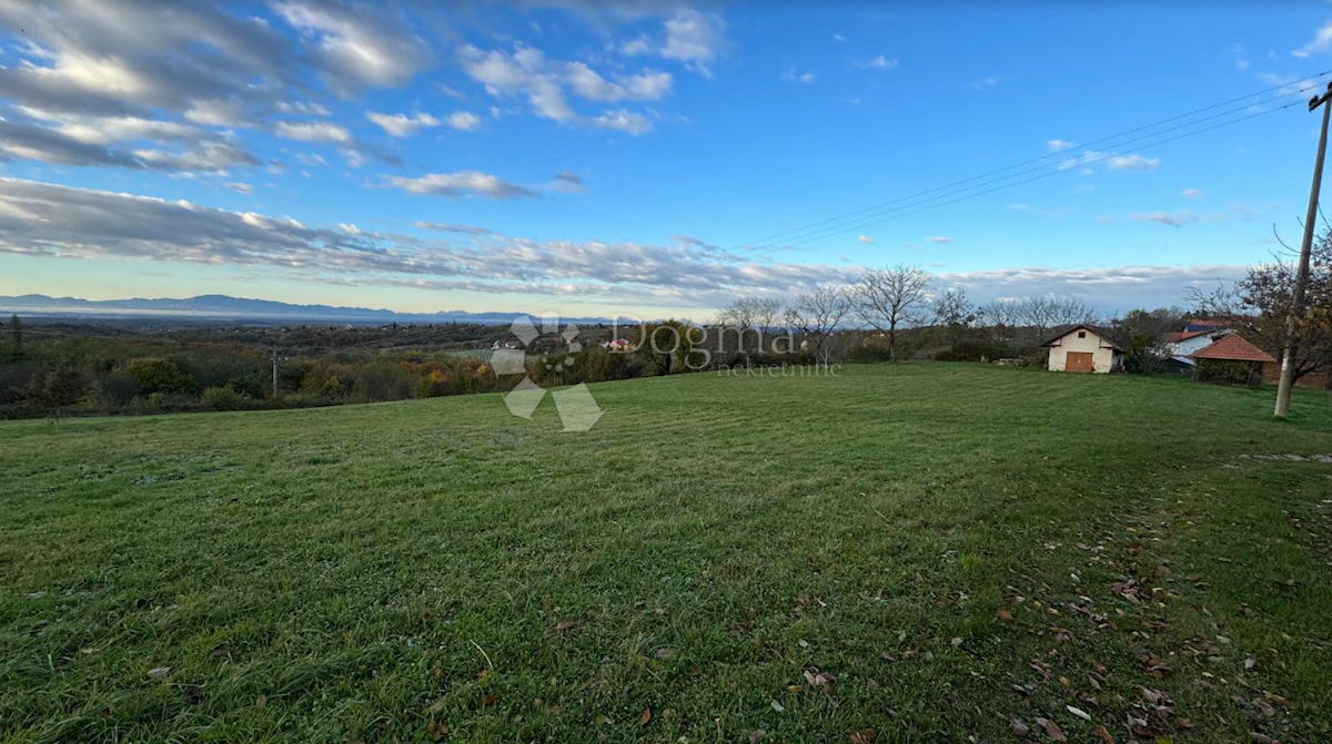 Zemljišče Dragoslavec Breg, Gornji Mihaljevec, 26.727m2