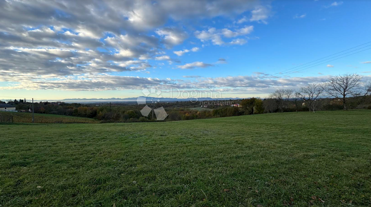 Zemljišče Dragoslavec Breg, Gornji Mihaljevec, 26.727m2