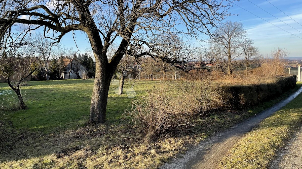 Zemljišče Dragoslavec Breg, Gornji Mihaljevec, 26.727m2