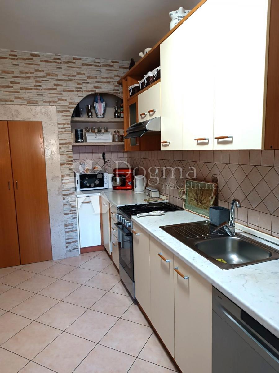 Stanovanje Žminj, 60m2