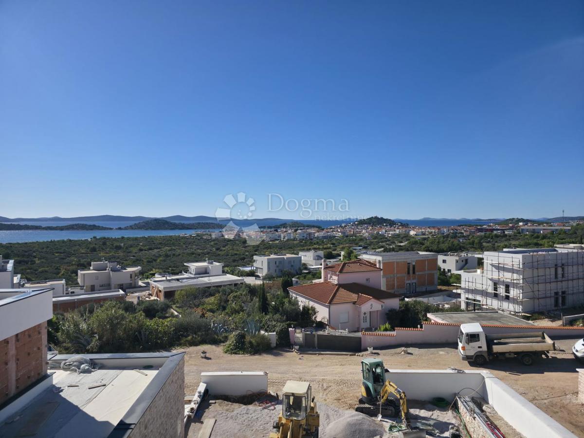Hiša Vodice, 374,95m2