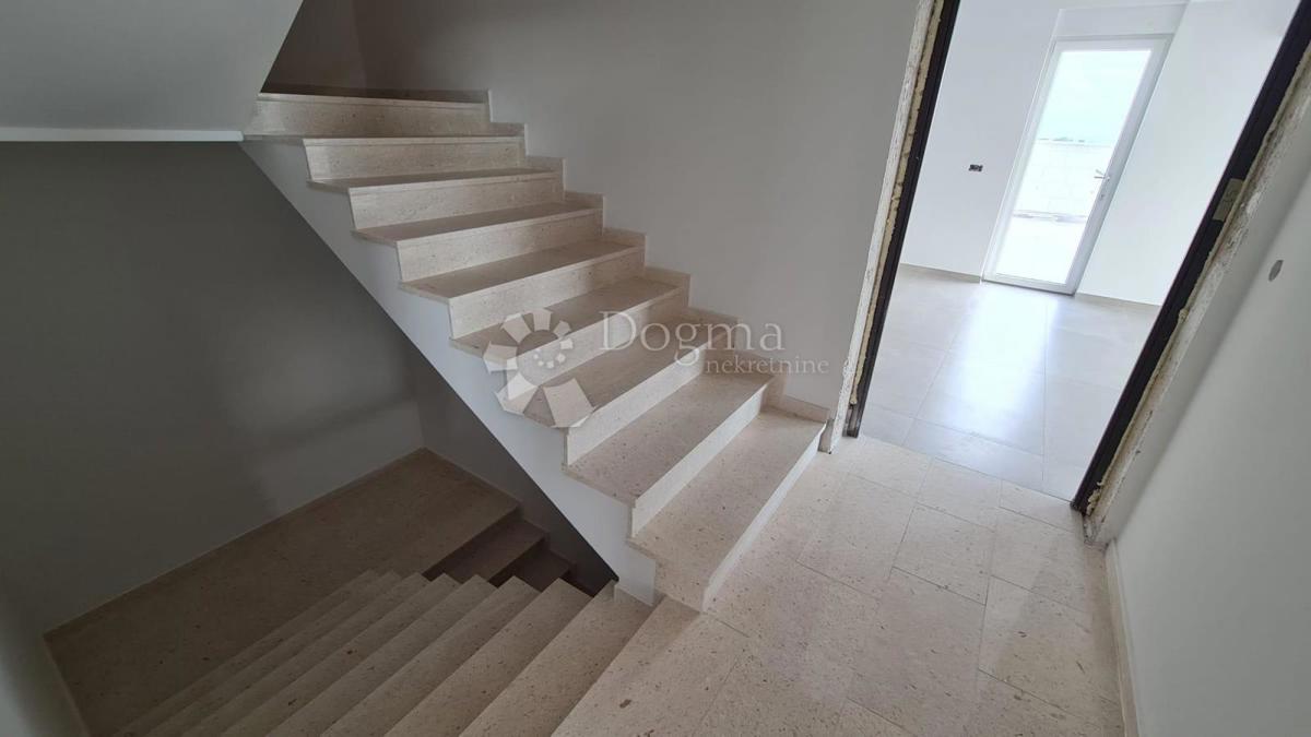 Stanovanje Šimuni, Pag, 108,32m2