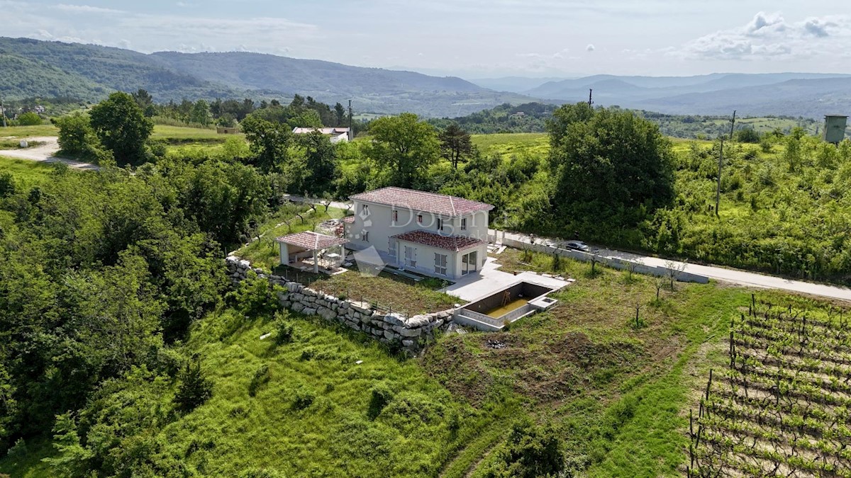 Hiša Bijele Zemlje, Grožnjan, 197,89m2