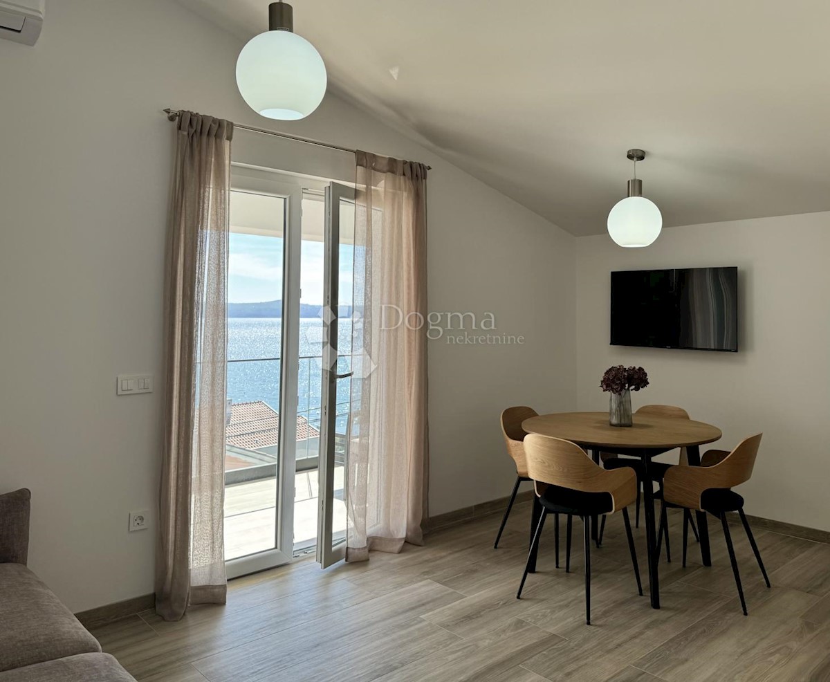 Apartma Maslenica, Jasenice, 56m2