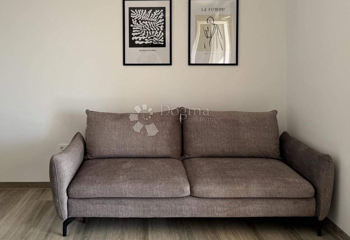 Apartma Maslenica, Jasenice, 56m2