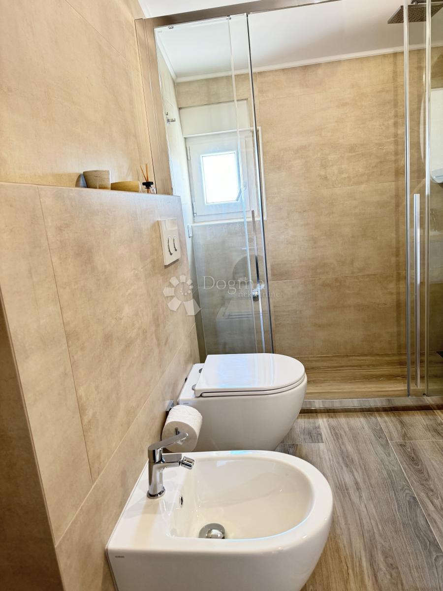 Apartma Maslenica, Jasenice, 56m2