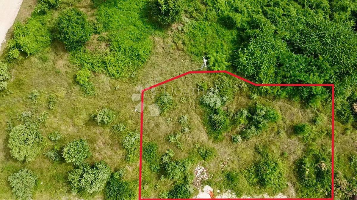 Zemljišče Buje, 1.000m2