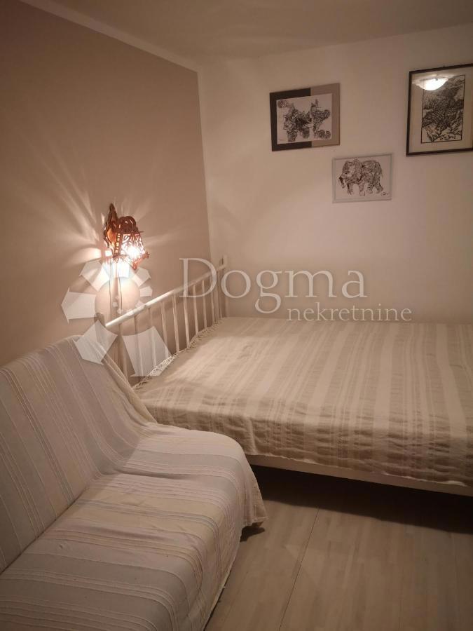 Apartma Crikvenica, 79,36m2