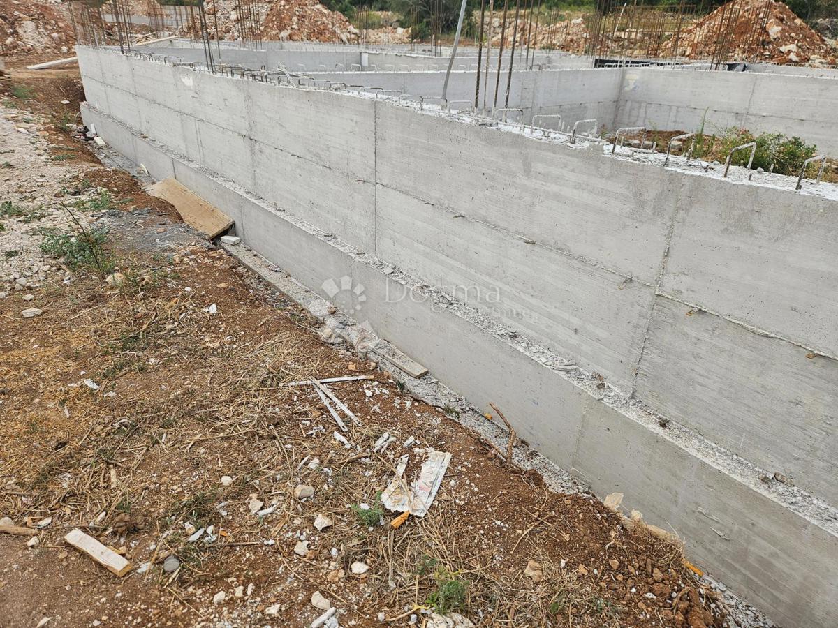 Stanovanje Tribunj, 75,01m2