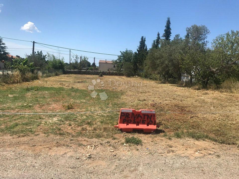 Zemljišče Vodnjan, 845m2