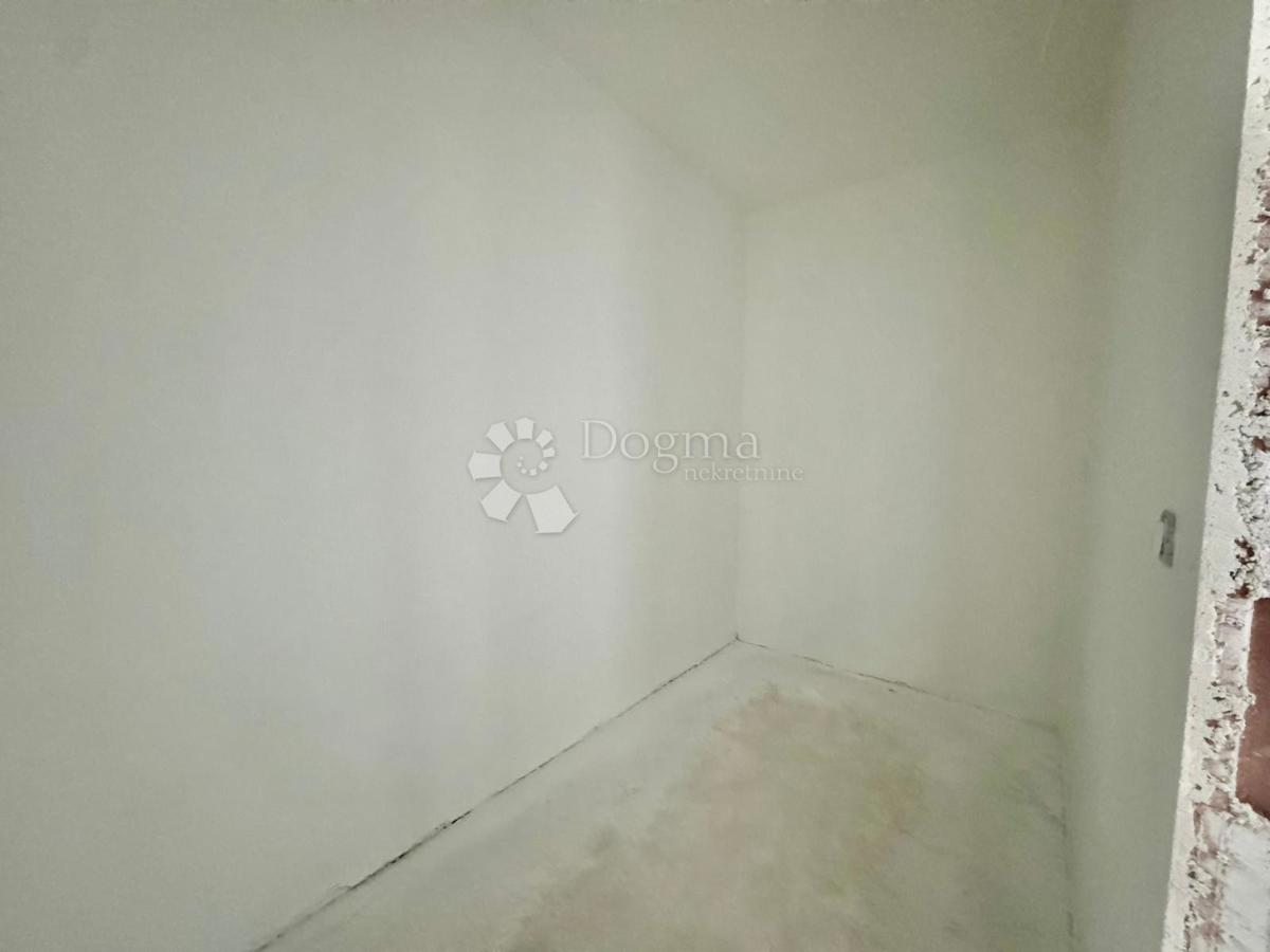 Stanovanje Monvidal, Pula, 77m2