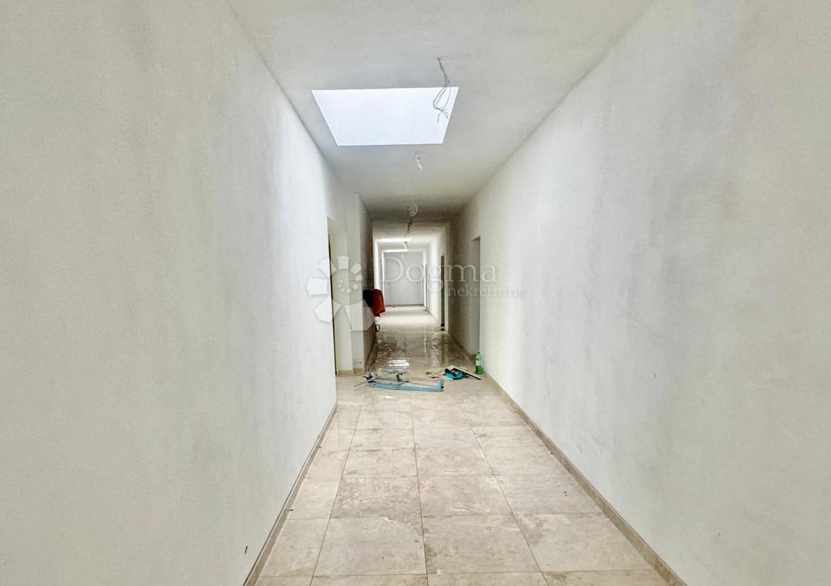 Stanovanje Monvidal, Pula, 77m2