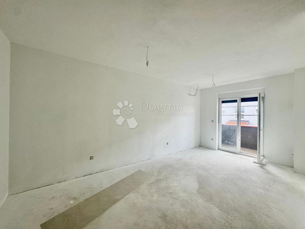 Stanovanje Monvidal, Pula, 77m2