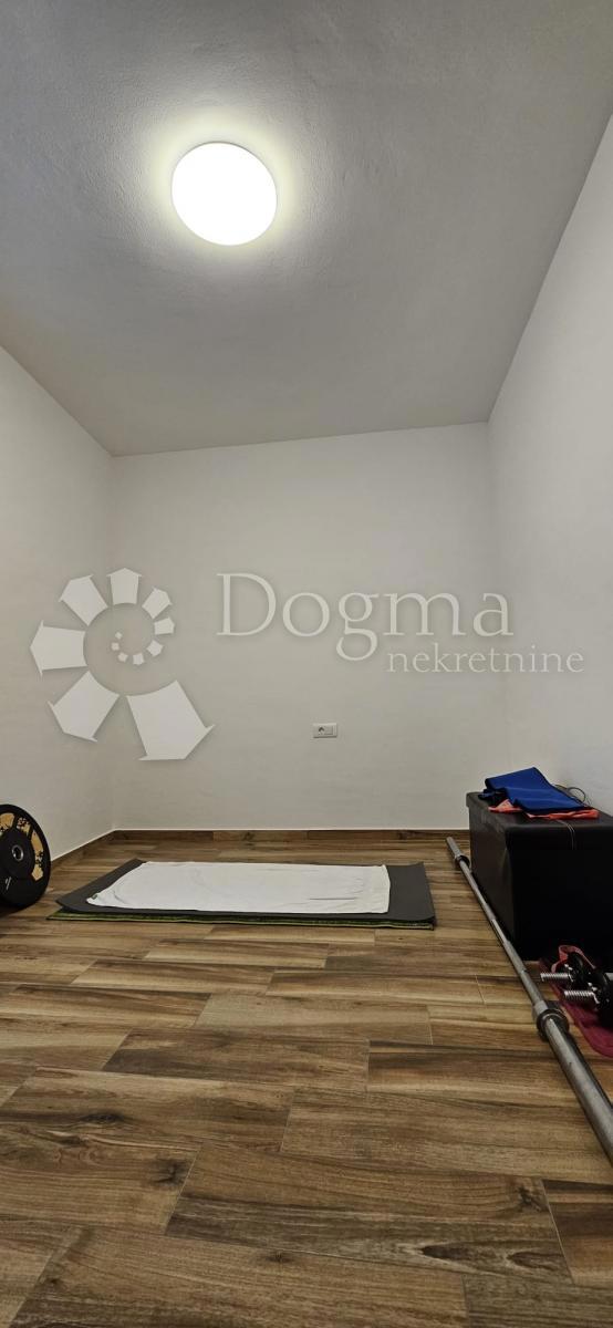 Hiša Vodnjan, 264m2