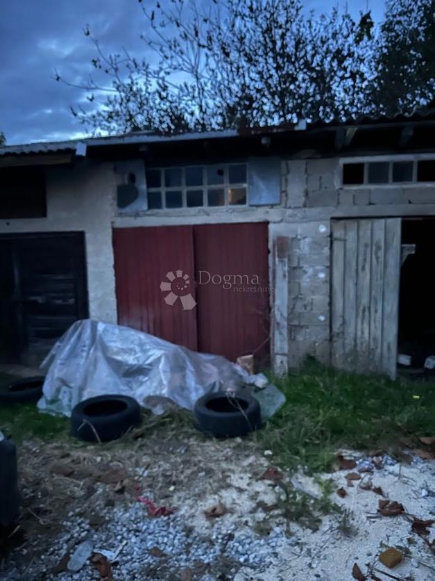 Stanovanje Centar, Gospić, 75m2
