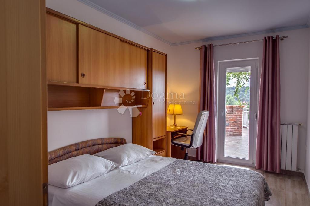 Stanovanje Kampor, Rab, 100m2