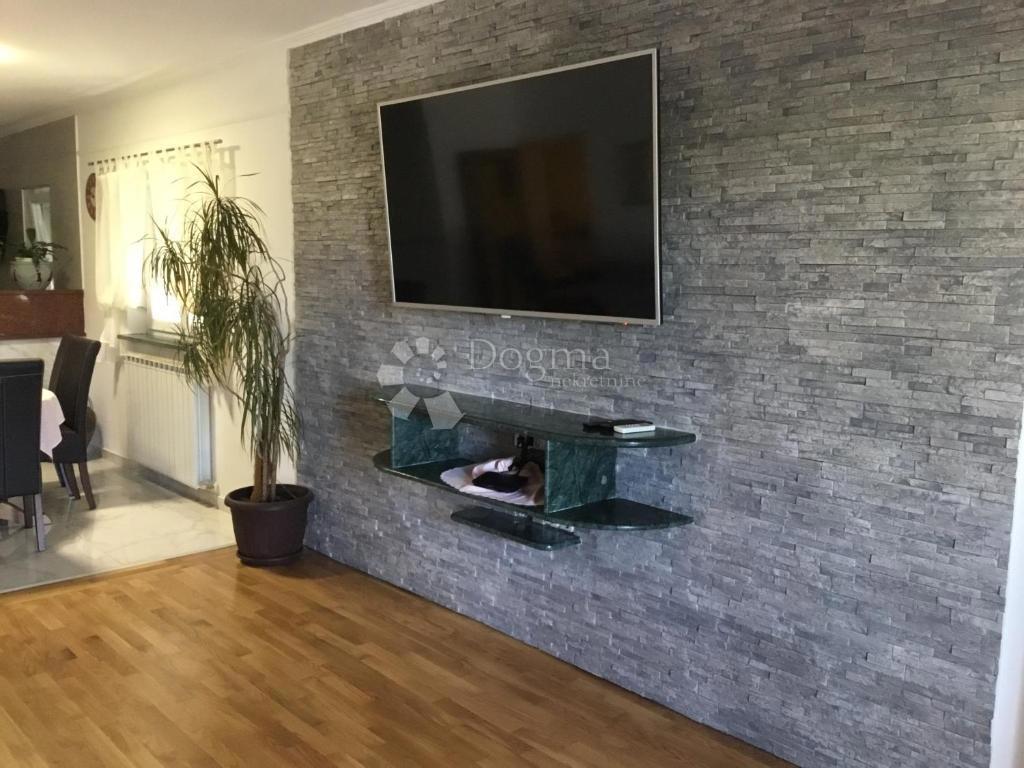 Stanovanje Kampor, Rab, 100m2