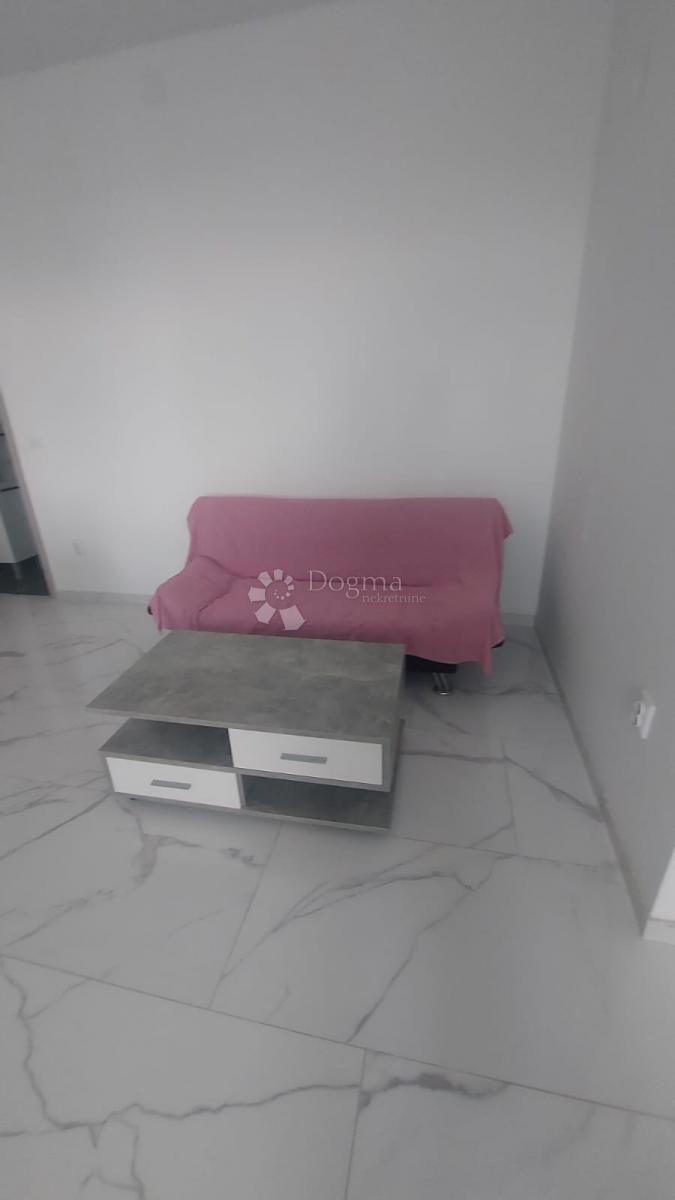 Stanovanje Stoja, Pula, 51m2