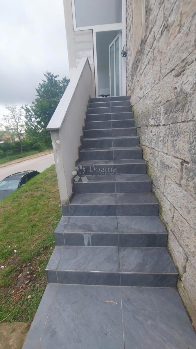 Stanovanje Stoja, Pula, 51m2