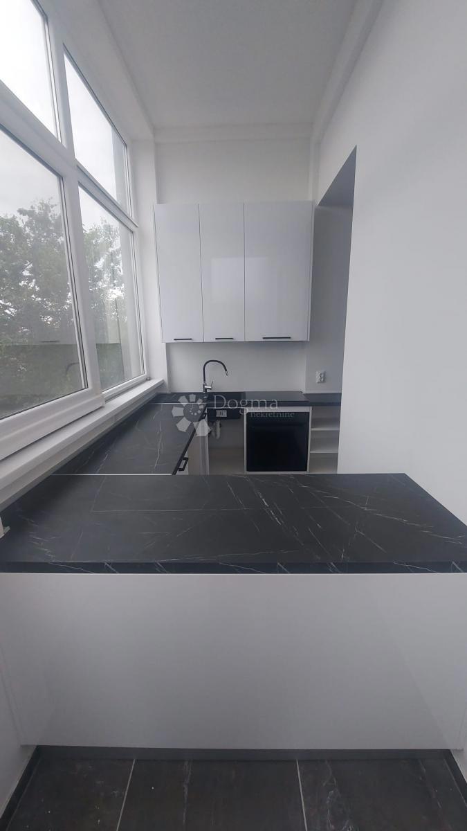 Stanovanje Stoja, Pula, 51m2