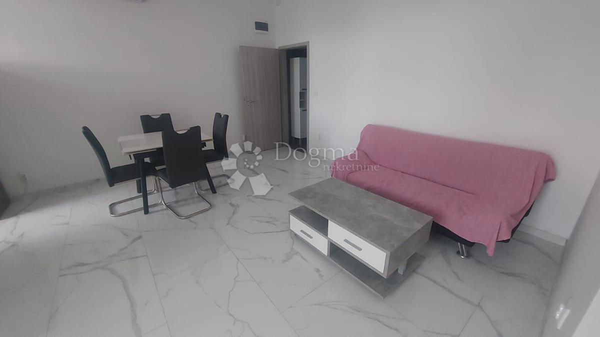 Stanovanje Stoja, Pula, 51m2