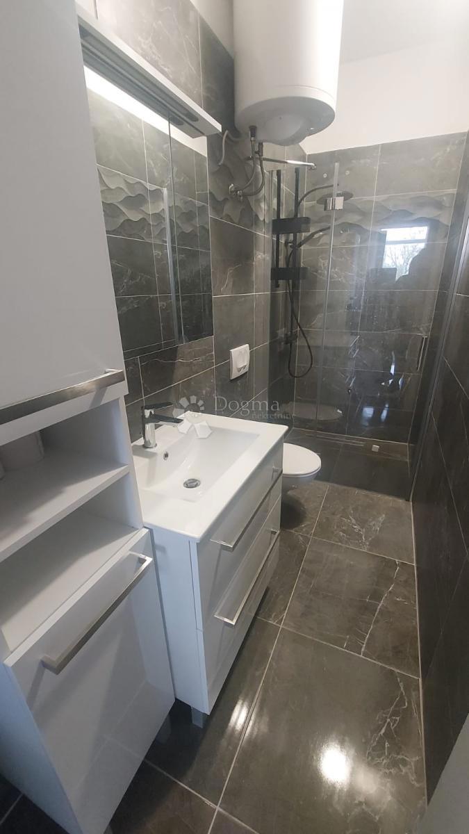 Stanovanje Stoja, Pula, 51m2