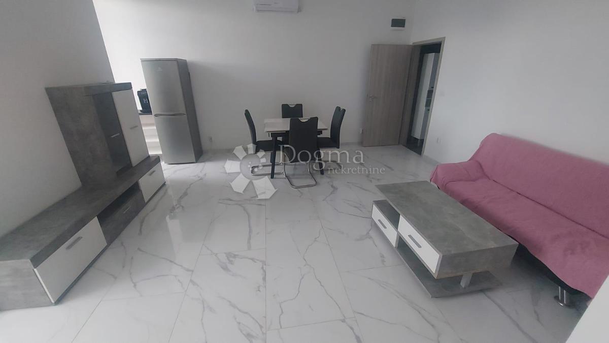 Stanovanje Stoja, Pula, 51m2