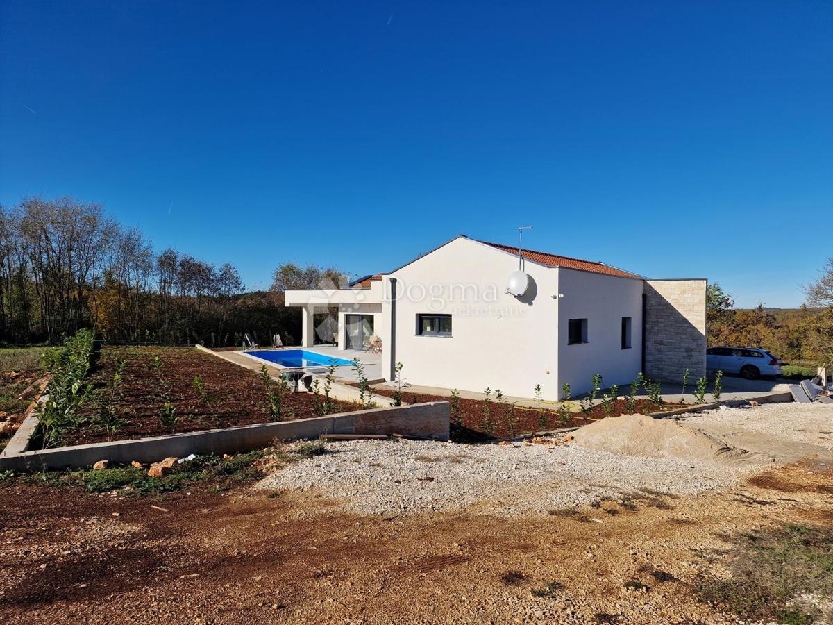 Hiša Rovinj, 139m2