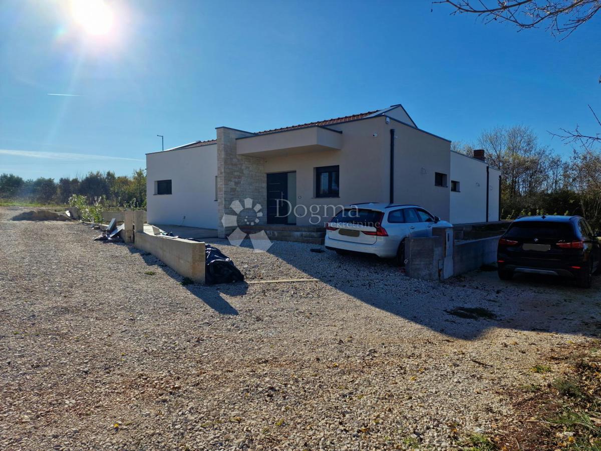 Hiša Rovinj, 139m2