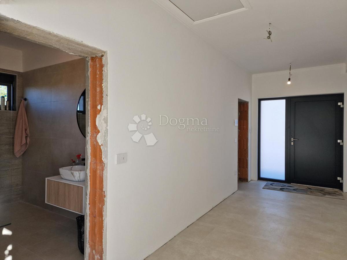 Hiša Rovinj, 139m2
