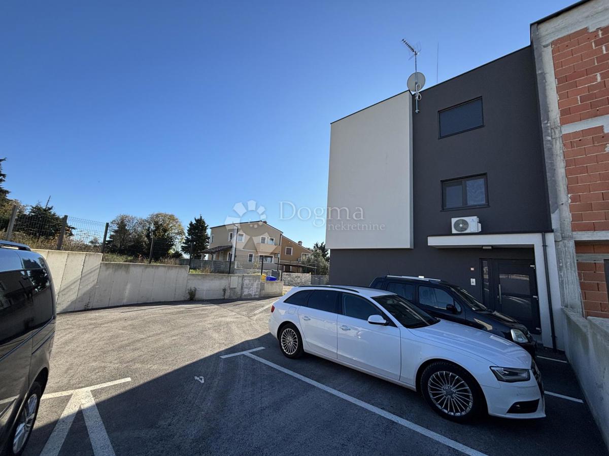 Stanovanje Busoler, Pula, 71m2