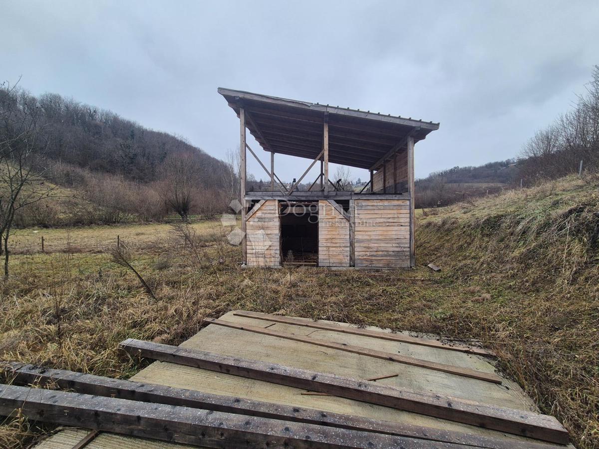 Zazidljivo zemljišče Kozjak Začretski, Sveti Križ Začretje, 1.338m2