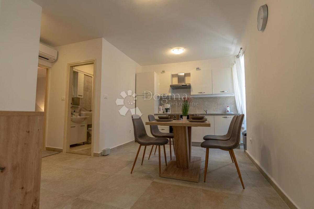 Stanovanje Rovinj, 72m2